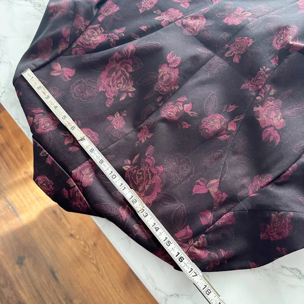 WHBM Burgundy Floral Rose Single Button Blazer Women's Size 12 gold crest button - Picture 14 of 14